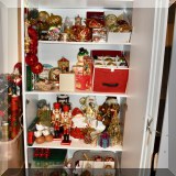 Z17. Christmas decorations.